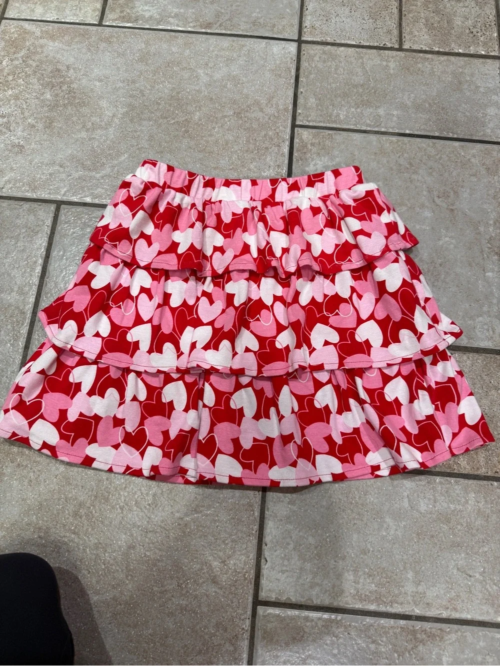 Size 12 girls Gymboree heart skirt. Valentines skirt.